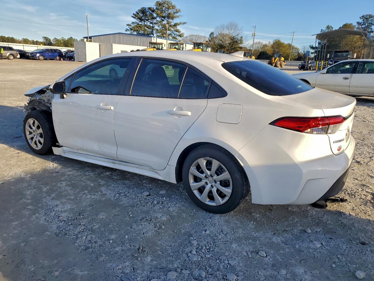 2024 TOYOTA COROLLA LE photo 2