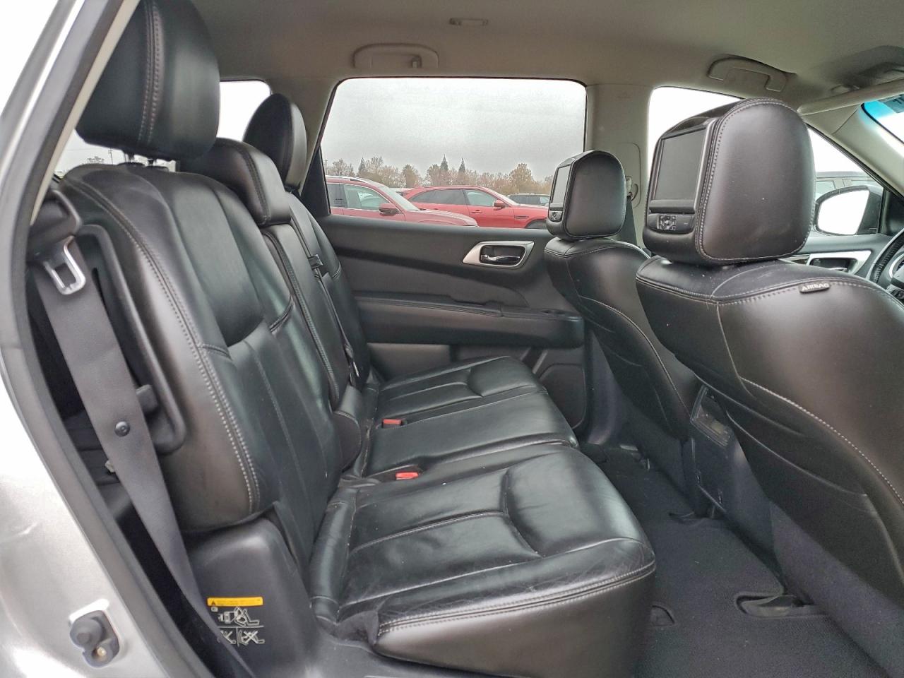 2013 NISSAN PATHFINDER S photo 11