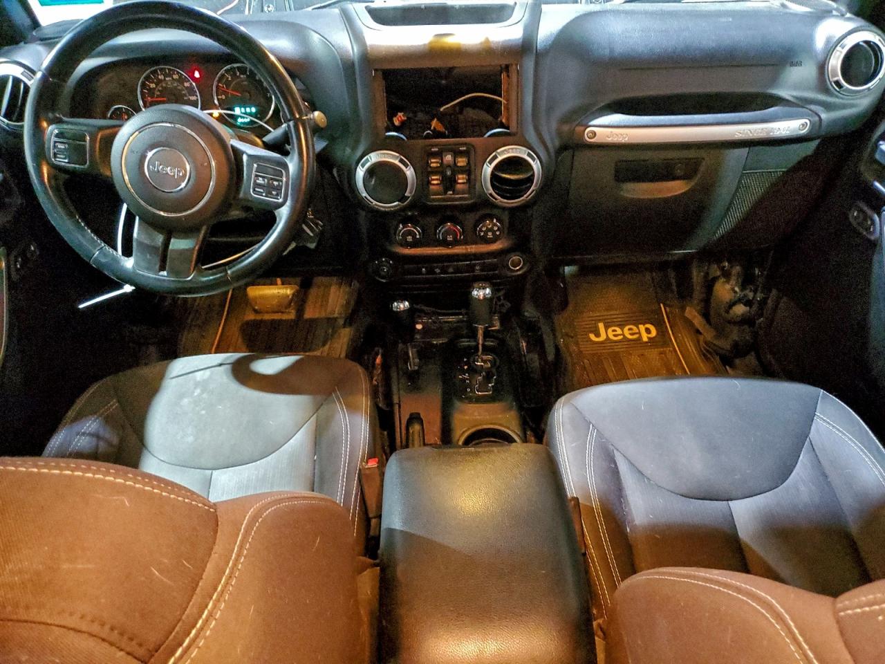 2016 JEEP WRANGLER UNLIMITED SAHARA photo 8