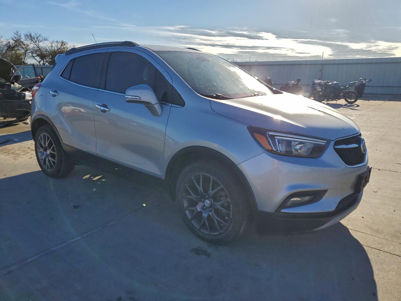 2019 BUICK ENCORE SPORT TOURING photo 4