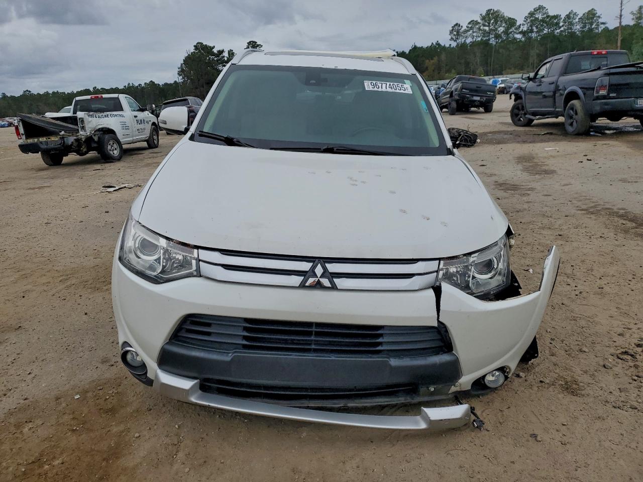 2015 MITSUBISHI OUTLANDER GT photo 5