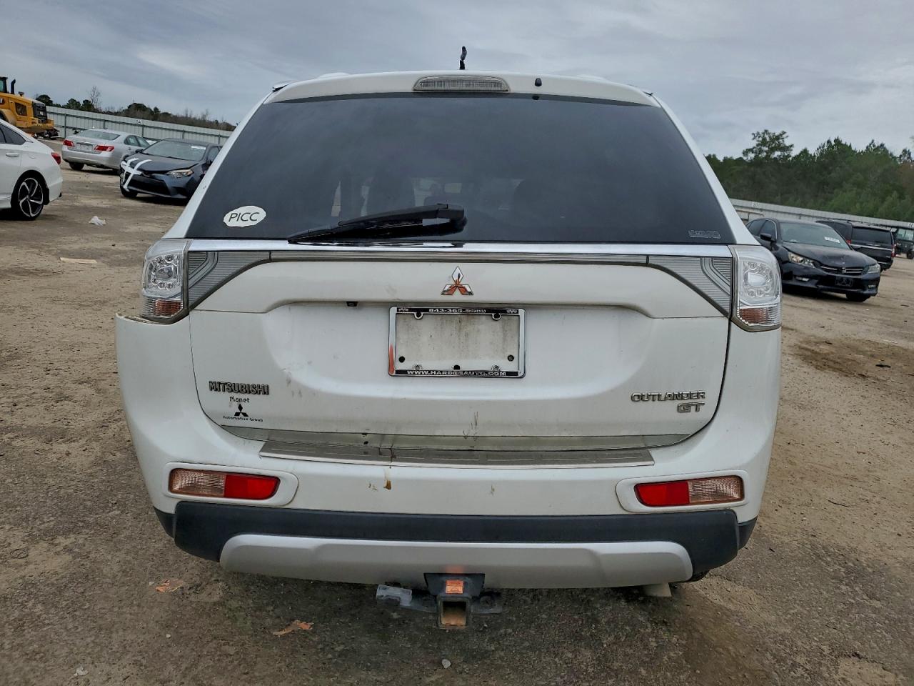 2015 MITSUBISHI OUTLANDER GT photo 6
