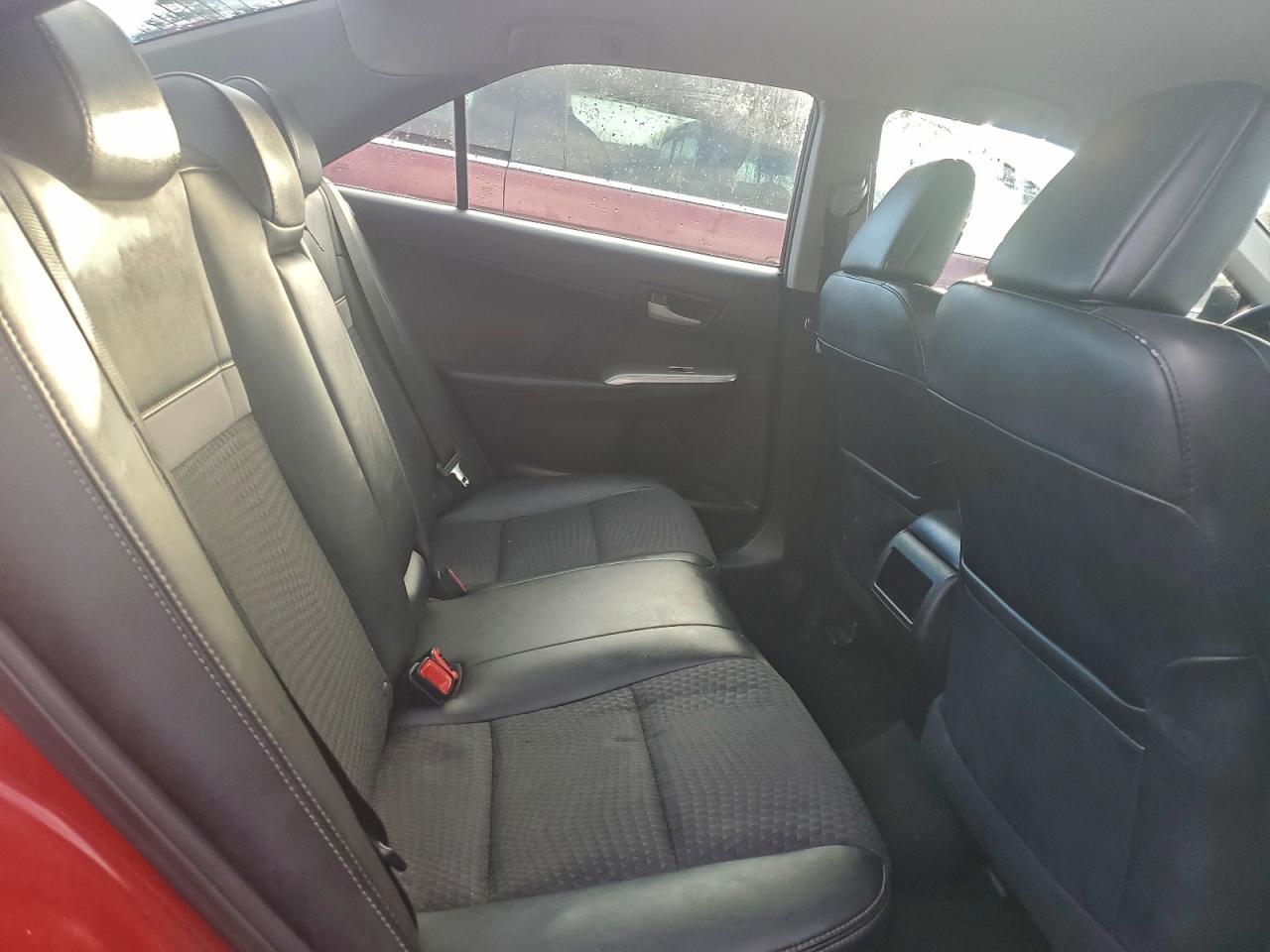 2013 TOYOTA CAMRY L photo 10