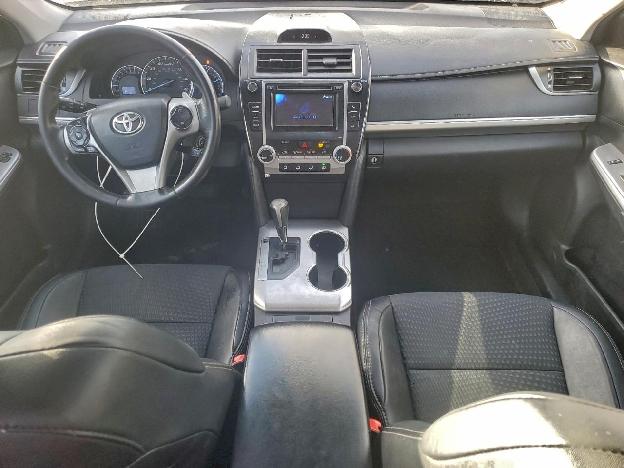 2013 TOYOTA CAMRY L photo 8