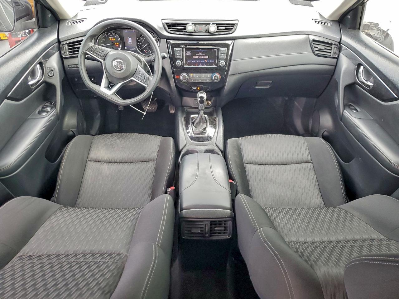 2018 NISSAN ROGUE S photo 8