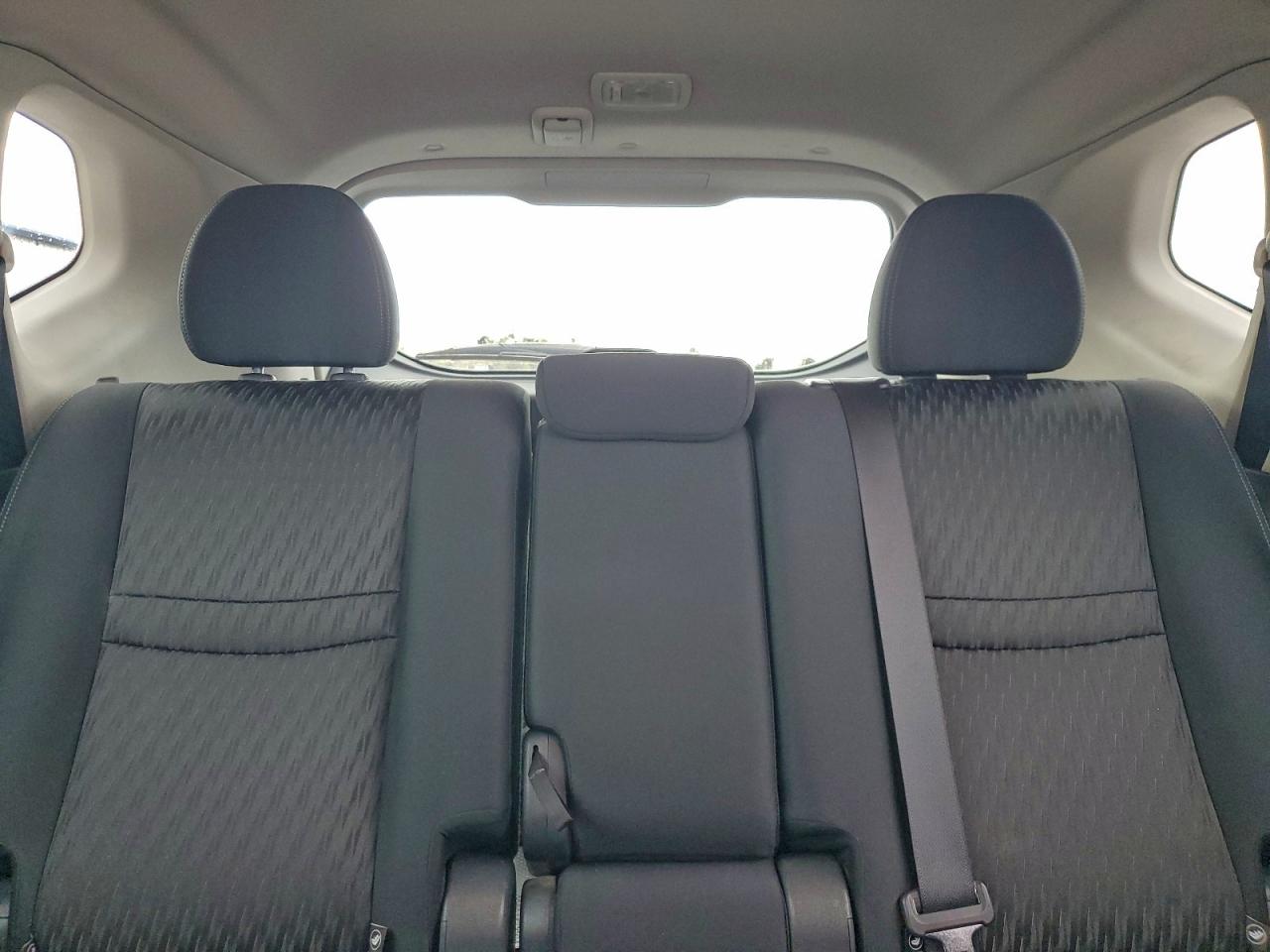 2018 NISSAN ROGUE S photo 10