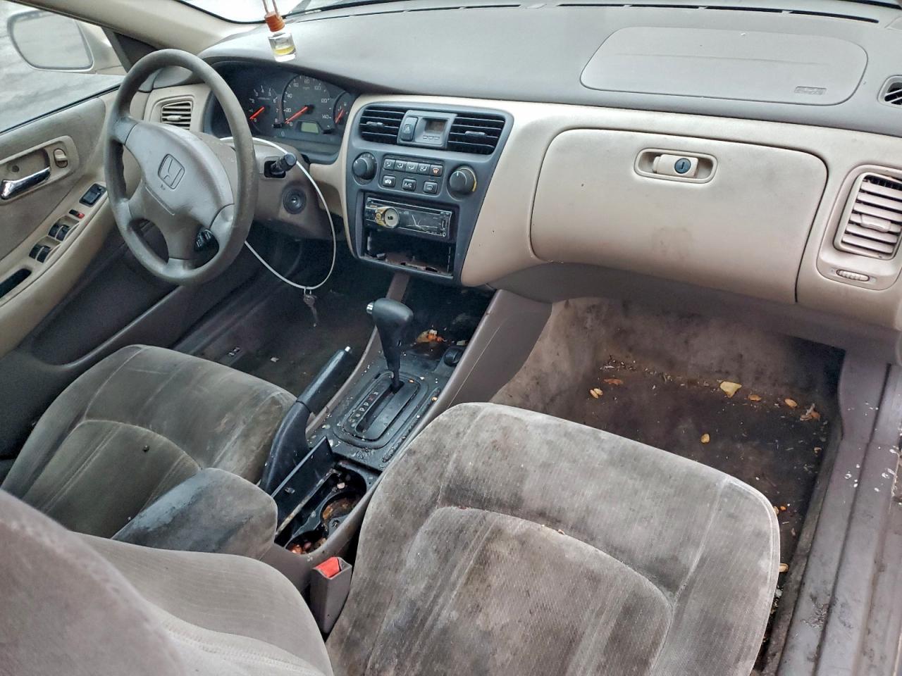 2000 HONDA ACCORD LX photo 8