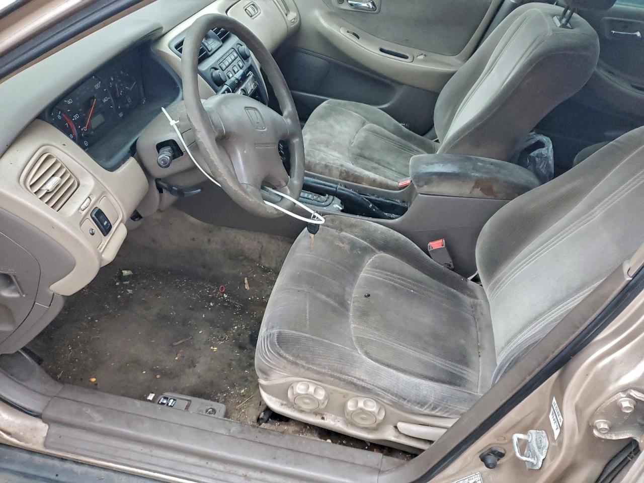 2000 HONDA ACCORD LX photo 7