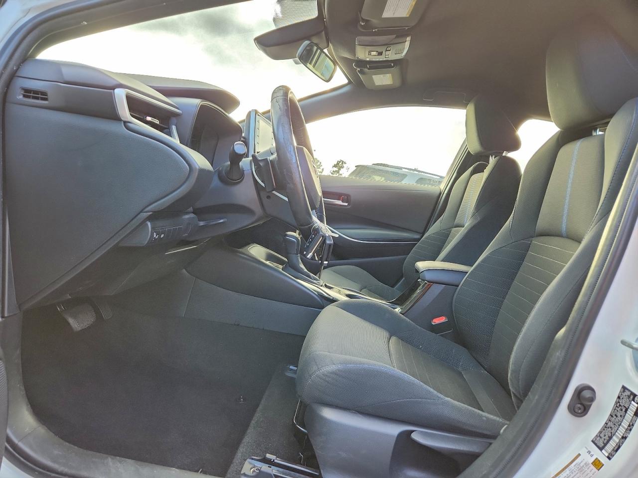 2021 TOYOTA COROLLA SE photo 7