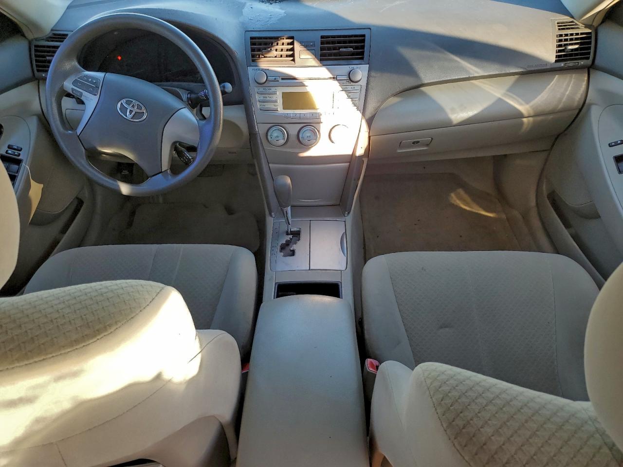2009 TOYOTA CAMRY BASE photo 8