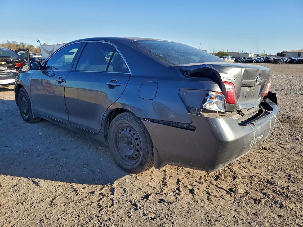 2009 TOYOTA CAMRY BASE photo 2