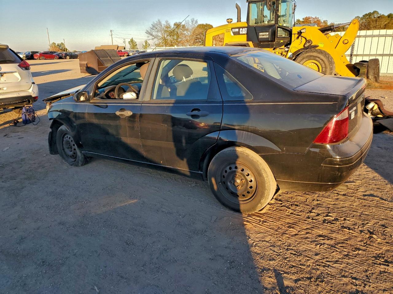 2006 FORD FOCUS ZX4 photo 2