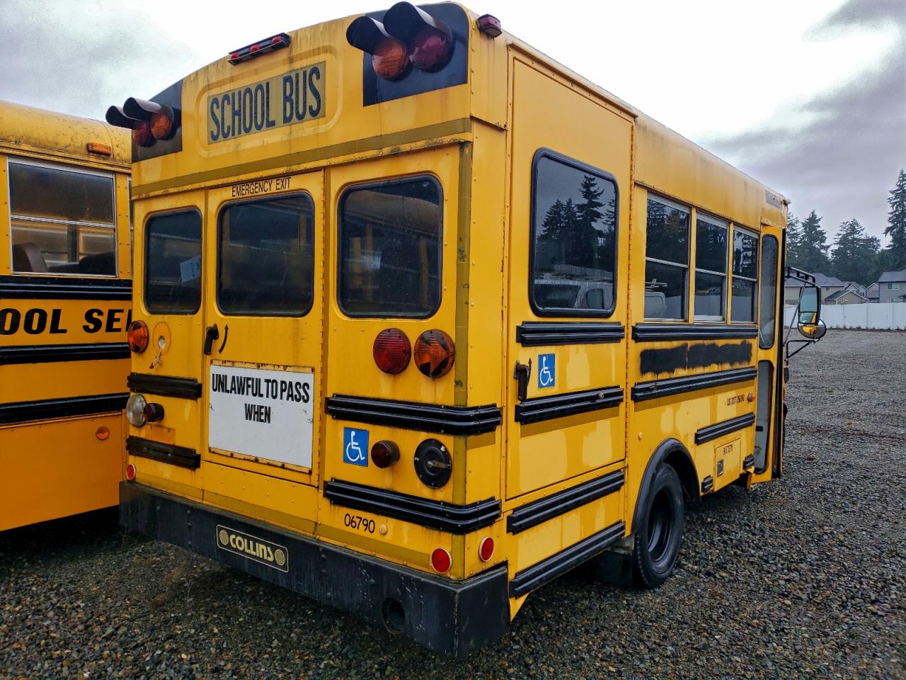 2000 FORD E350 SCHOOL BUS photo 4