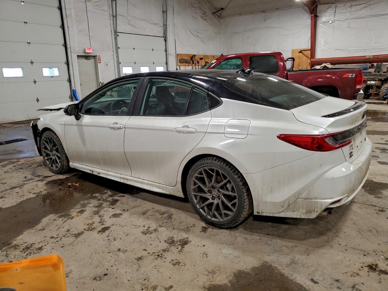 2025 TOYOTA CAMRY XSE photo 2