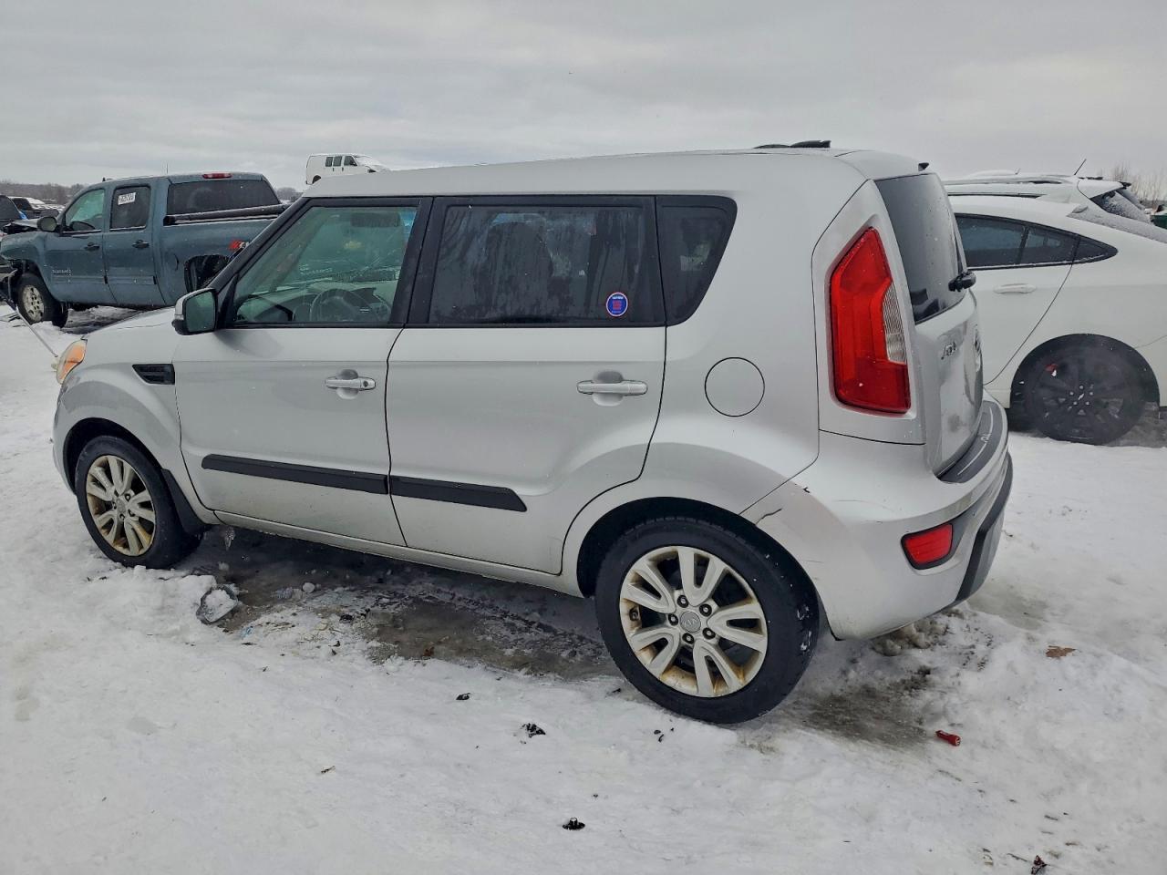 2013 KIA SOUL + photo 2