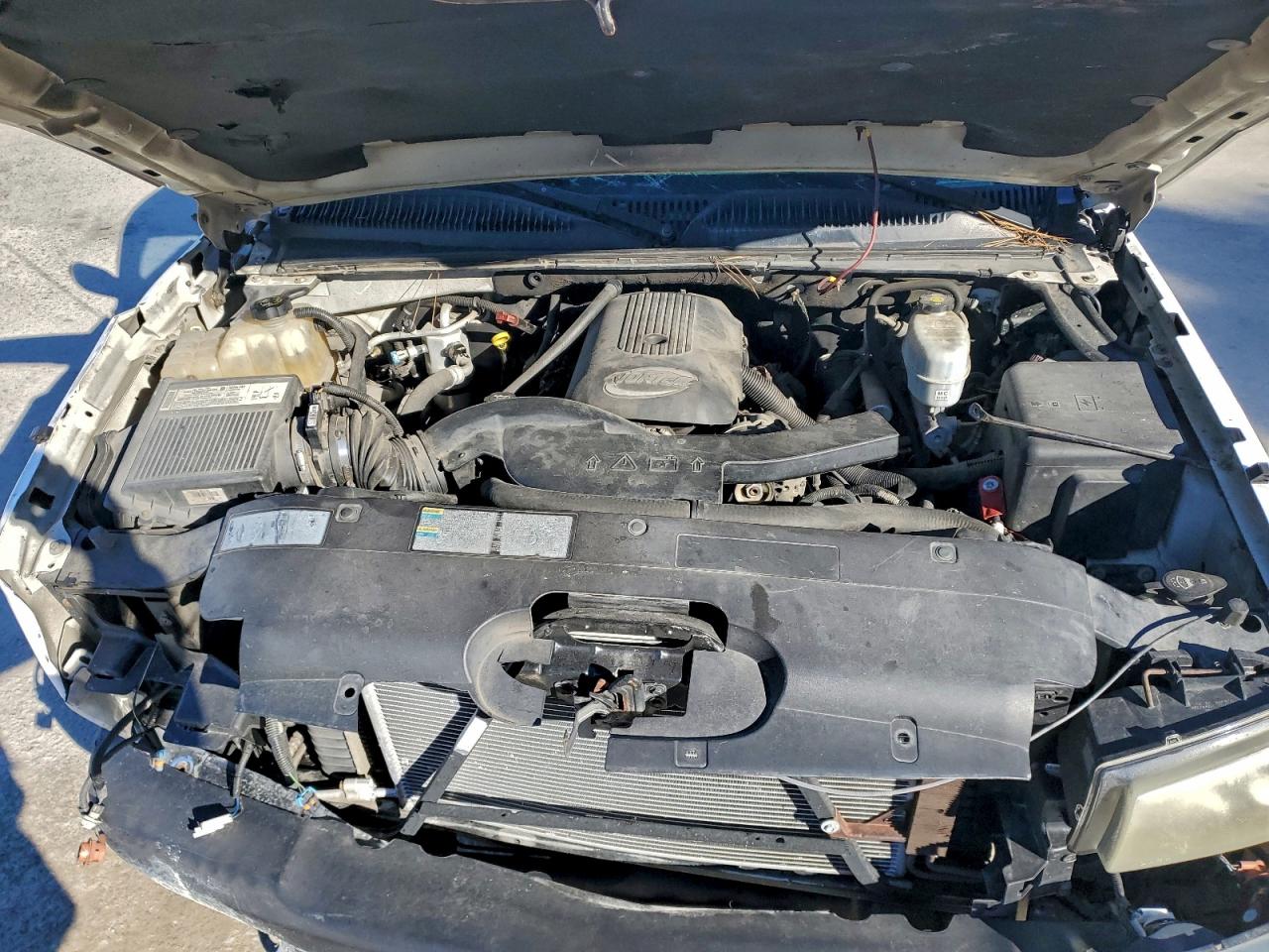 2005 CHEVROLET AVALANCHE K1500 photo 11