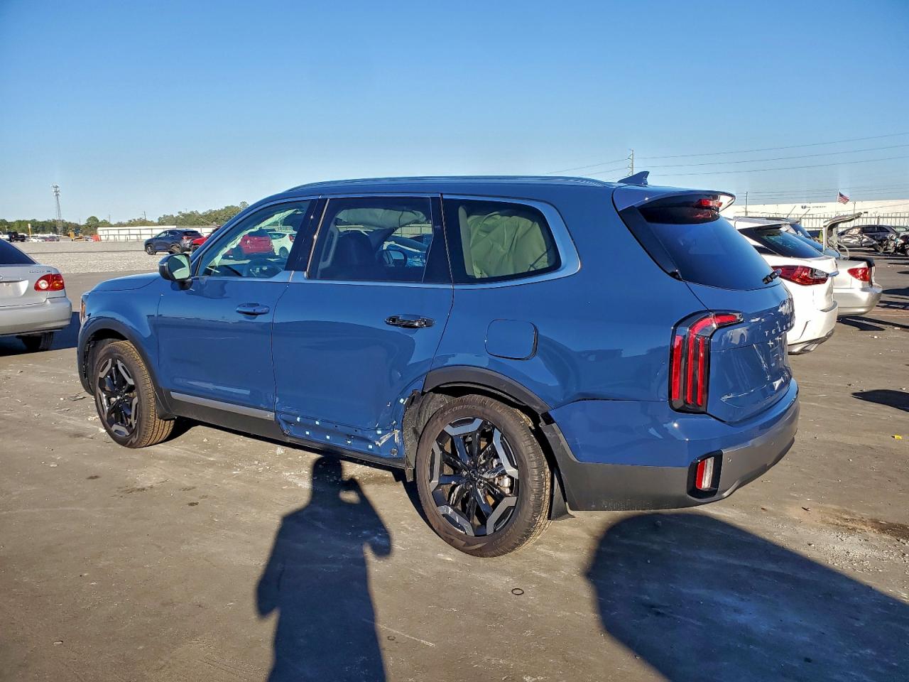 2025 KIA TELLURIDE EX photo 2