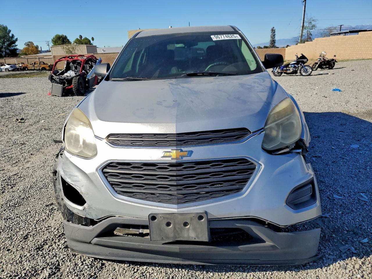 2017 CHEVROLET EQUINOX LS photo 5