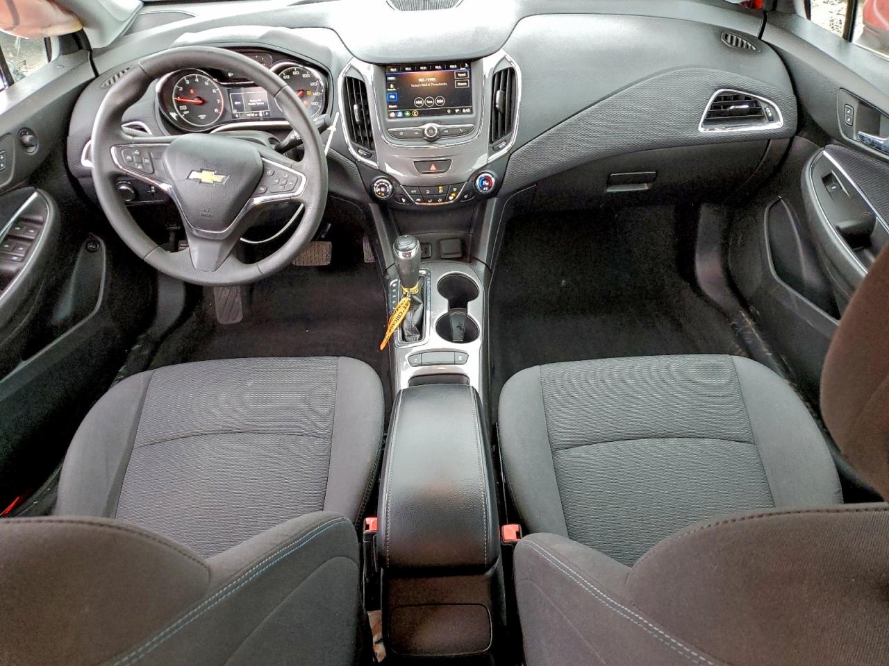 2019 CHEVROLET CRUZE LT photo 8
