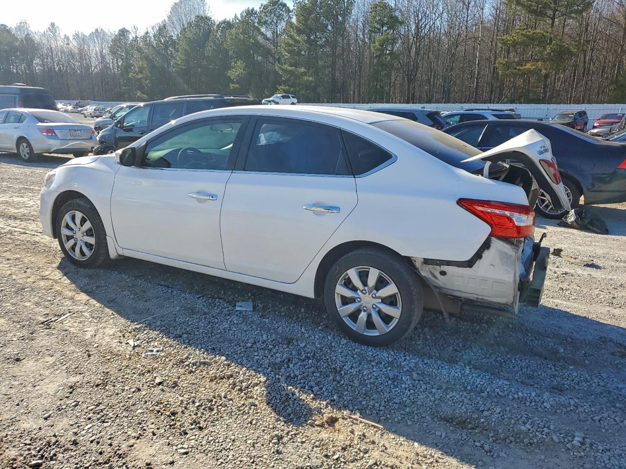 2016 NISSAN SENTRA S photo 2