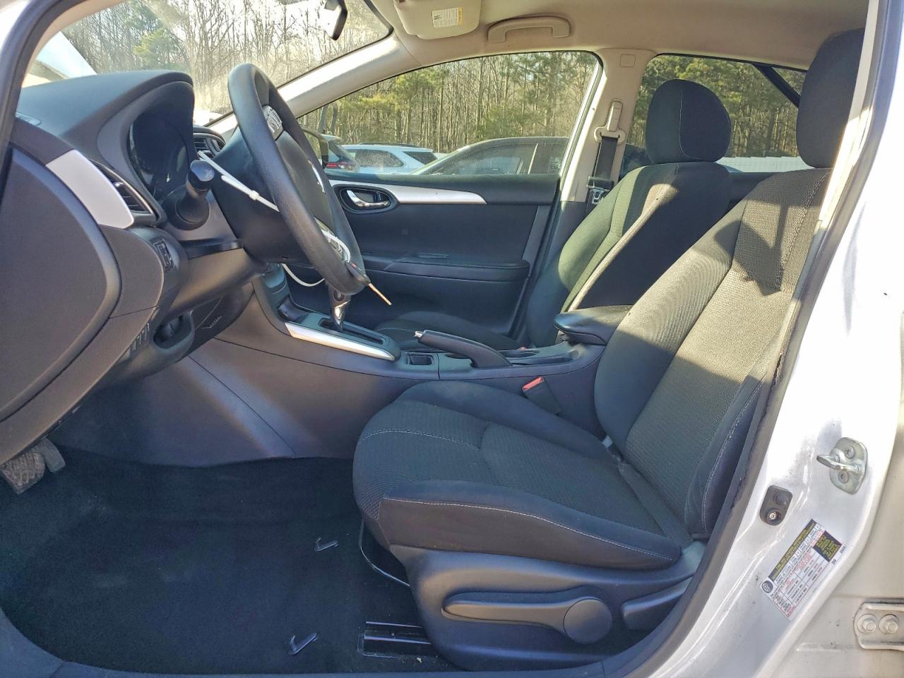 2016 NISSAN SENTRA S photo 7