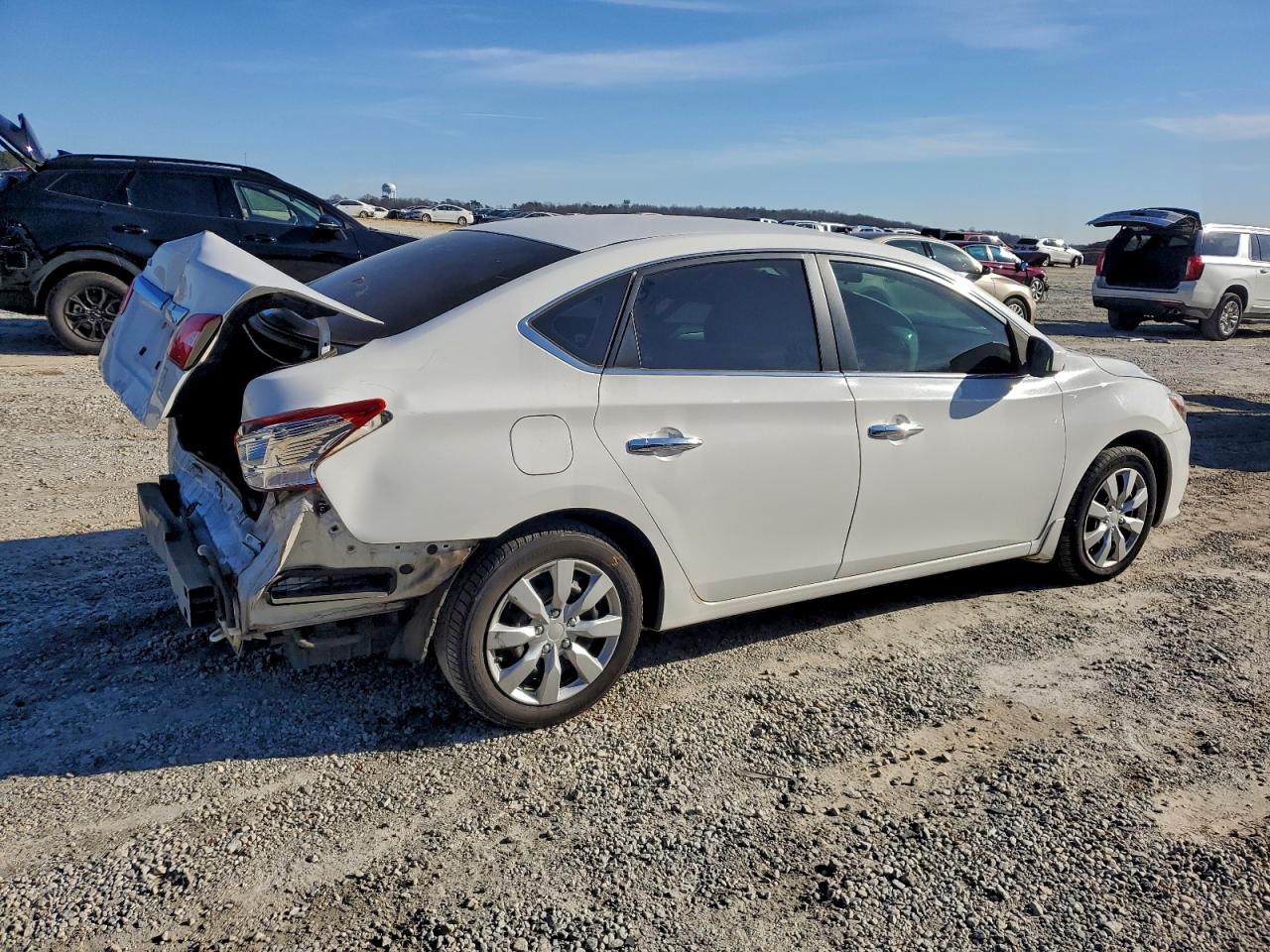 2016 NISSAN SENTRA S photo 3