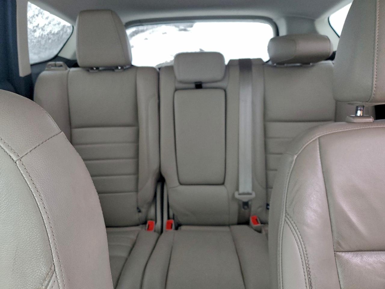 2016 FORD ESCAPE SE photo 10