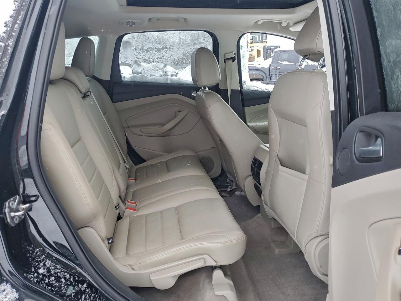 2016 FORD ESCAPE SE photo 11