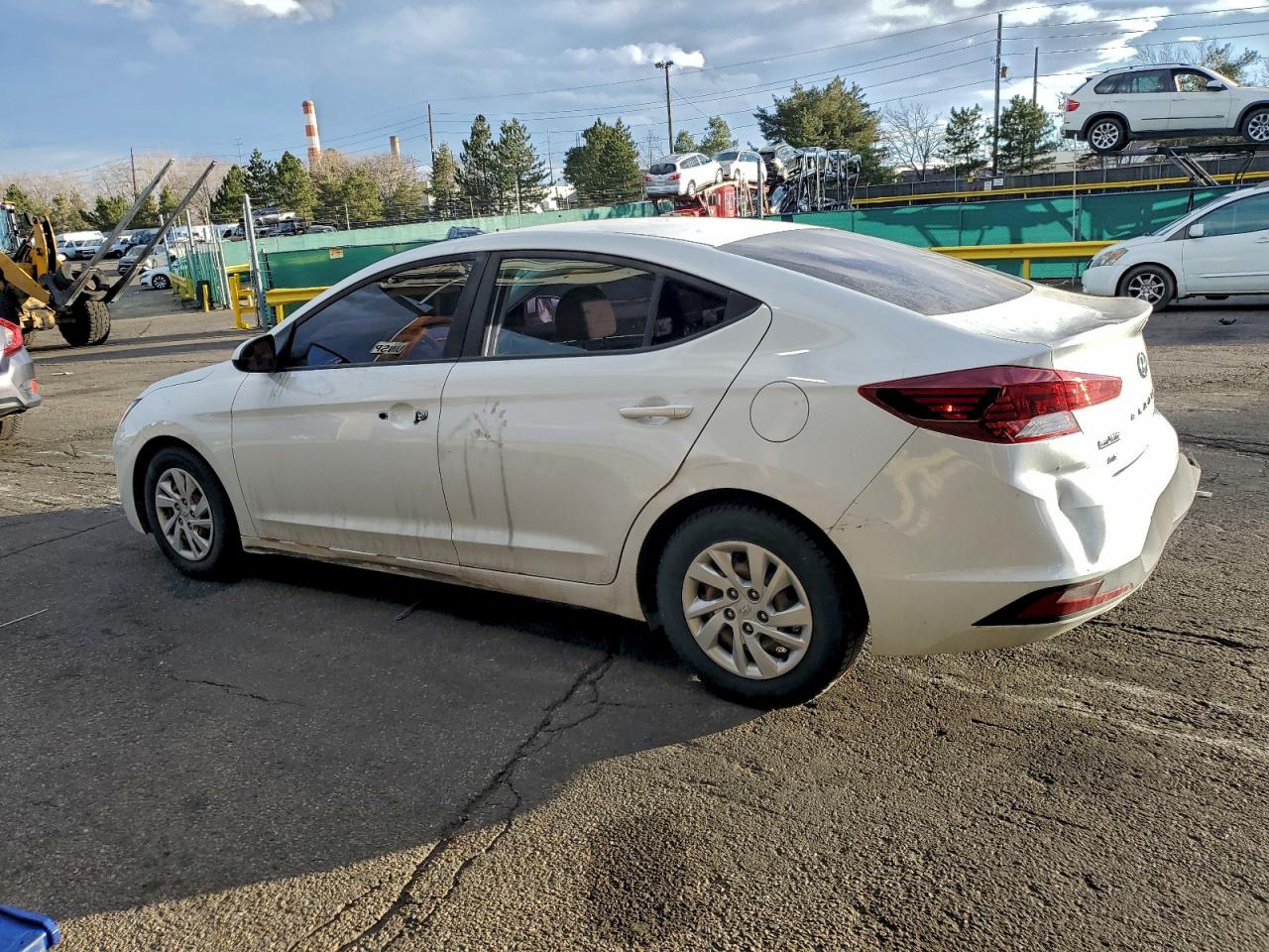 2019 HYUNDAI ELANTRA SE photo 2