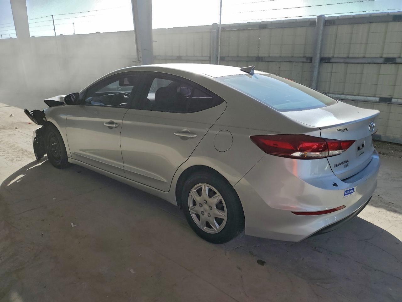 2017 HYUNDAI ELANTRA SE photo 2