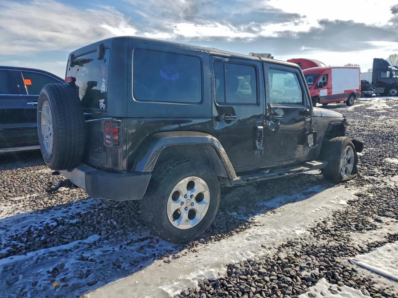 2013 JEEP WRANGLER UNLIMITED SAHARA photo 3
