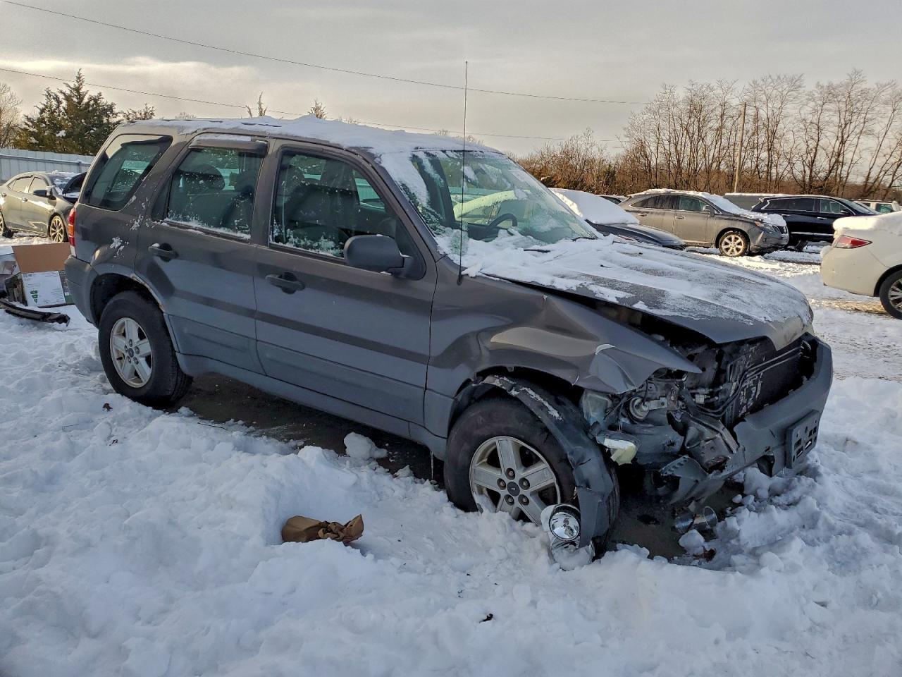 2006 FORD ESCAPE XLS photo 4