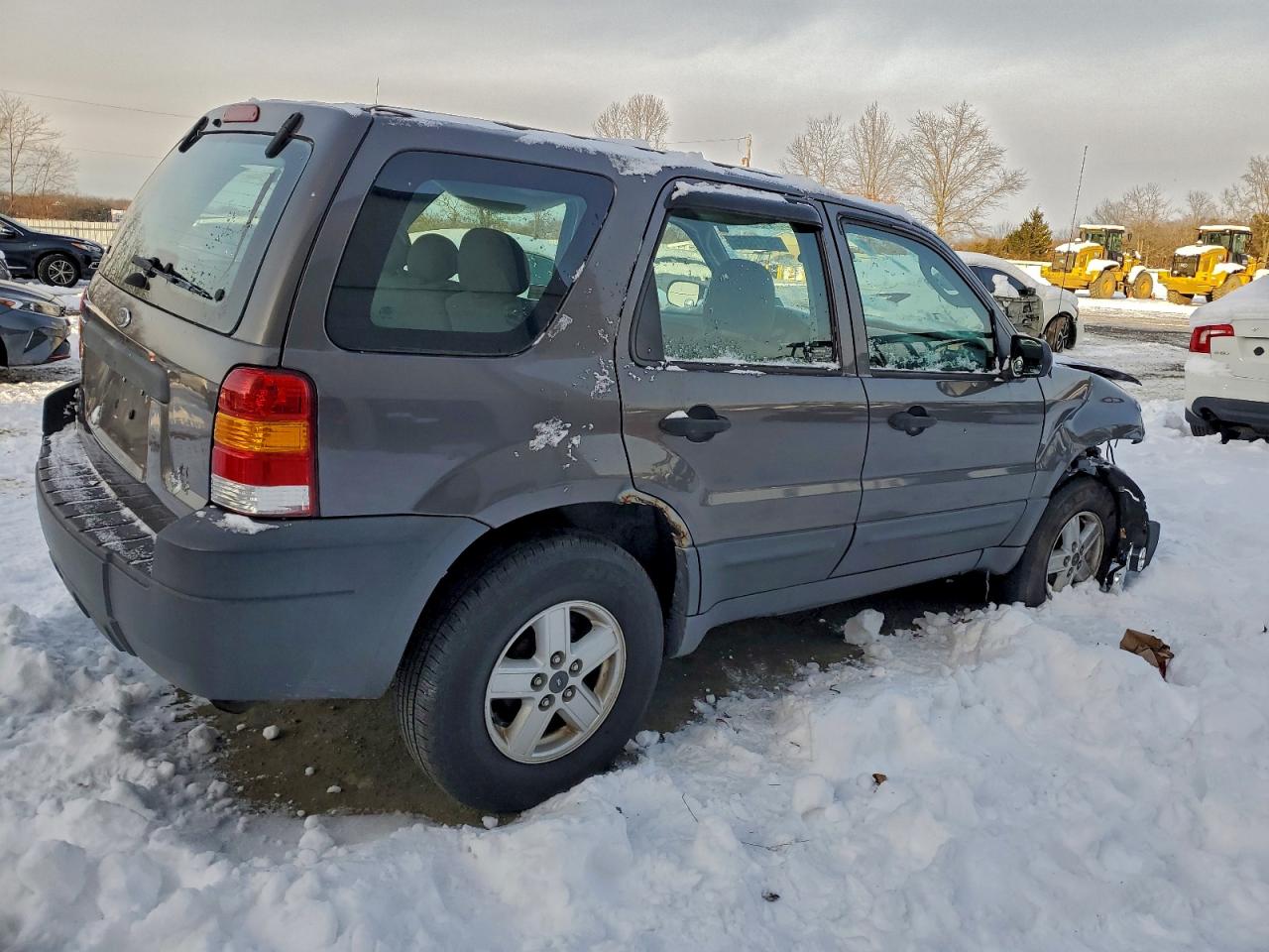 2006 FORD ESCAPE XLS photo 3