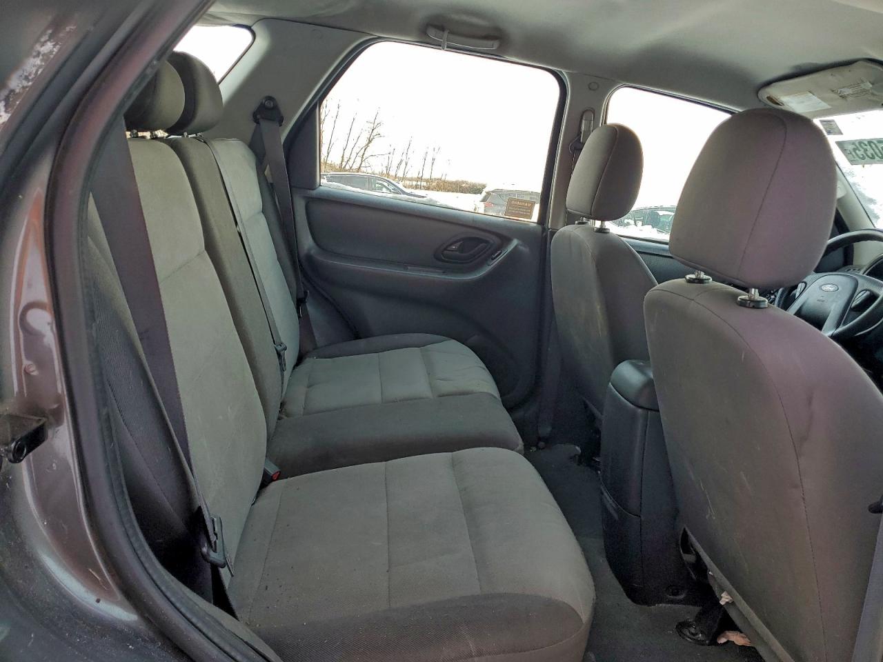 2006 FORD ESCAPE XLS photo 11