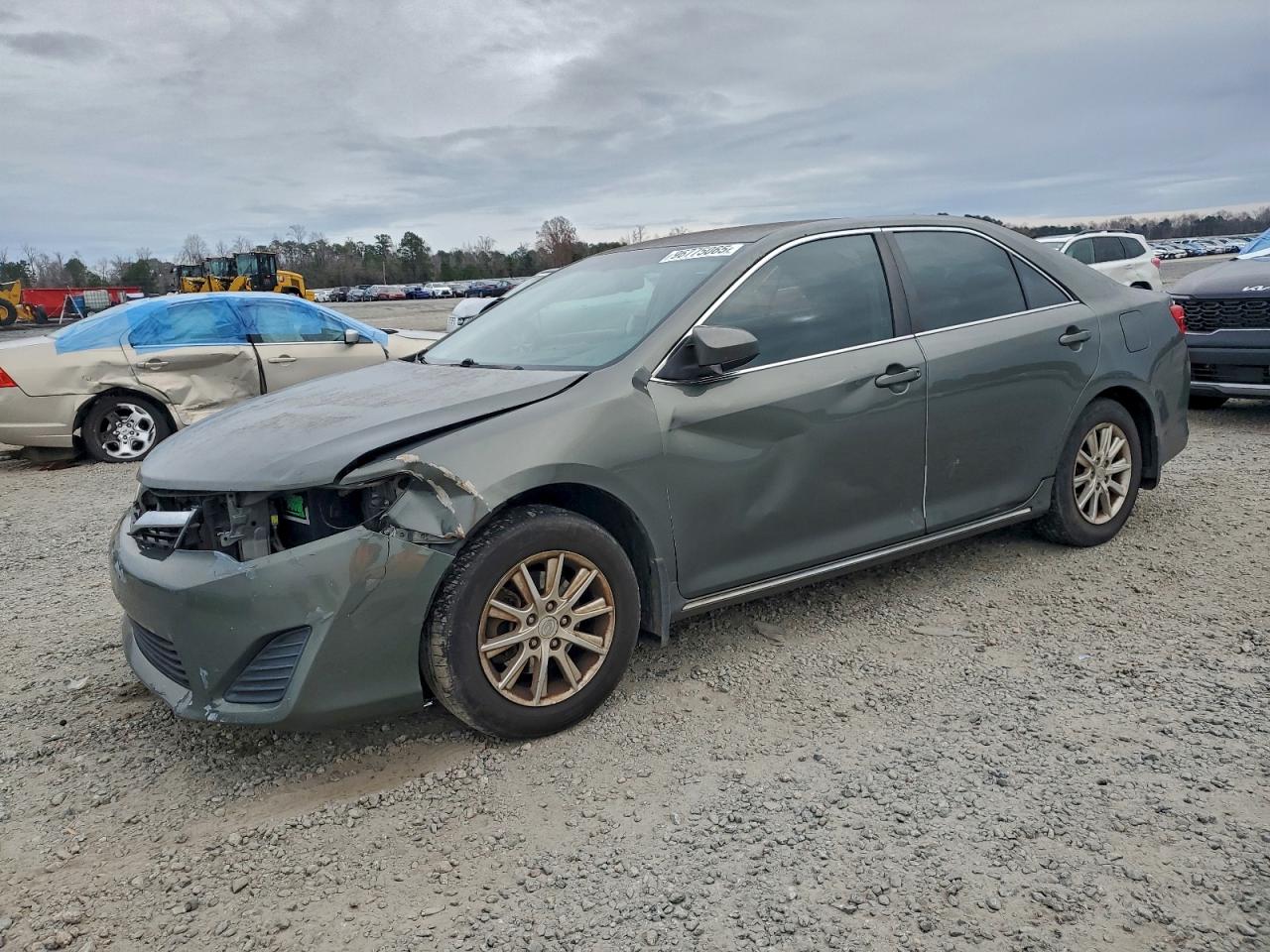 2012 TOYOTA CAMRY