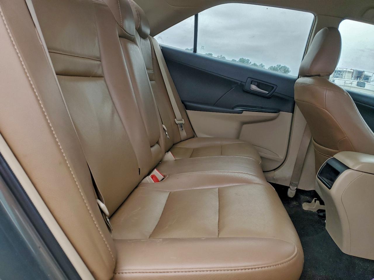 2012 TOYOTA CAMRY BASE photo 10