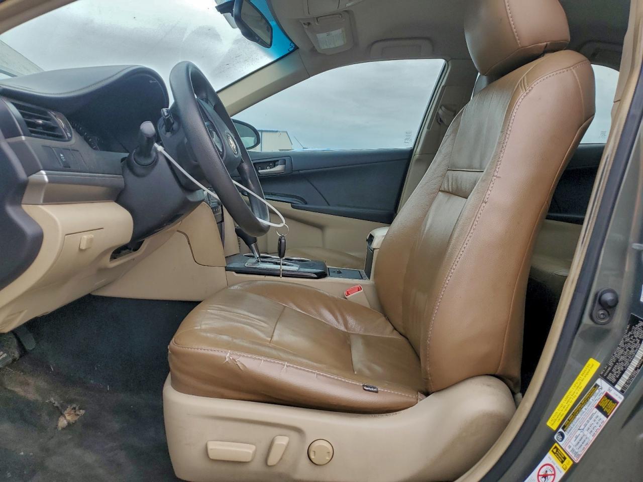 2012 TOYOTA CAMRY BASE photo 7