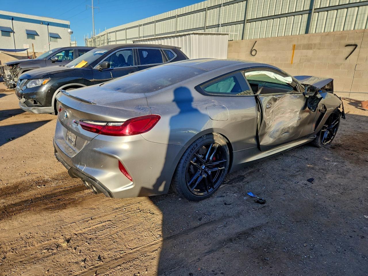 2022 BMW M8 photo 3