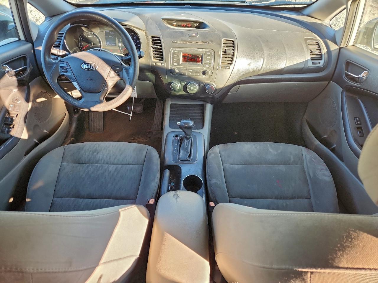 2015 KIA FORTE LX photo 8
