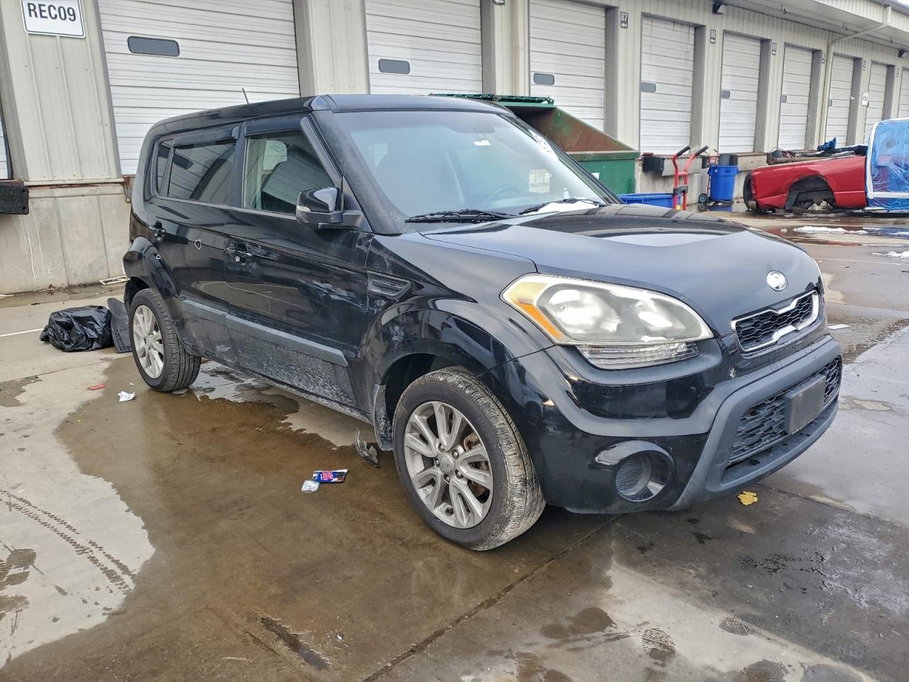 2013 KIA SOUL + photo 4
