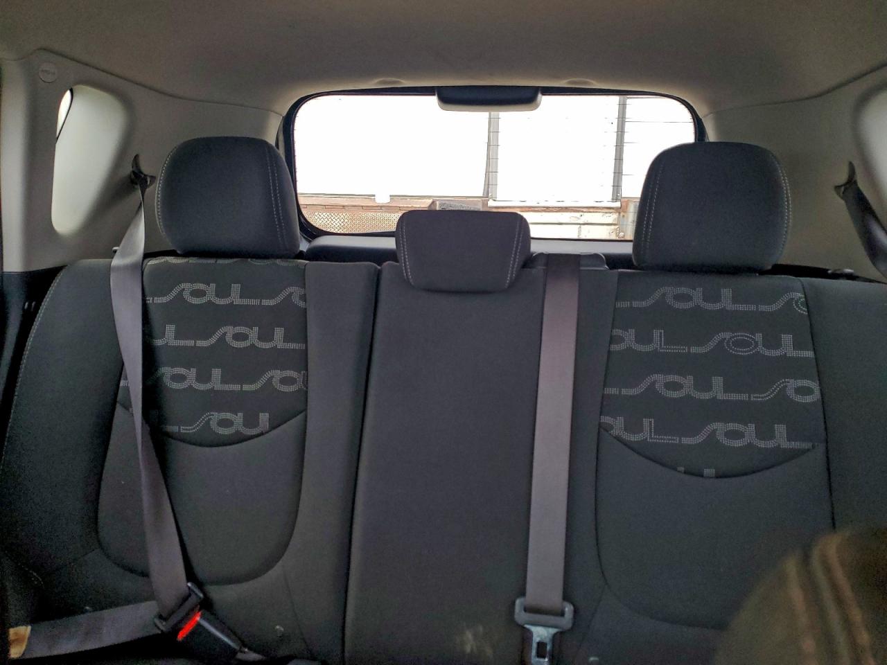 2013 KIA SOUL + photo 10