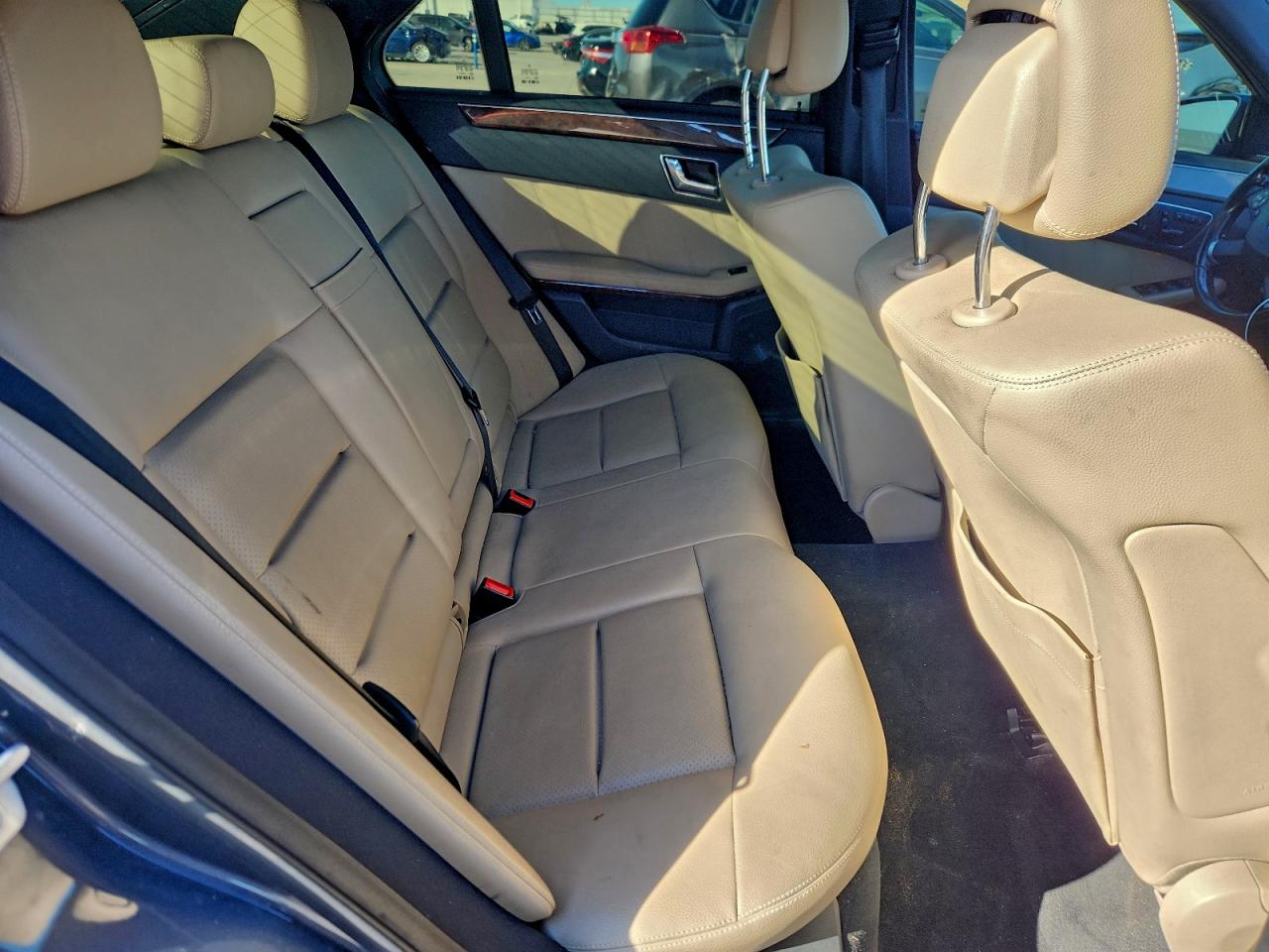 2011 MERCEDES-BENZ E 350 photo 10