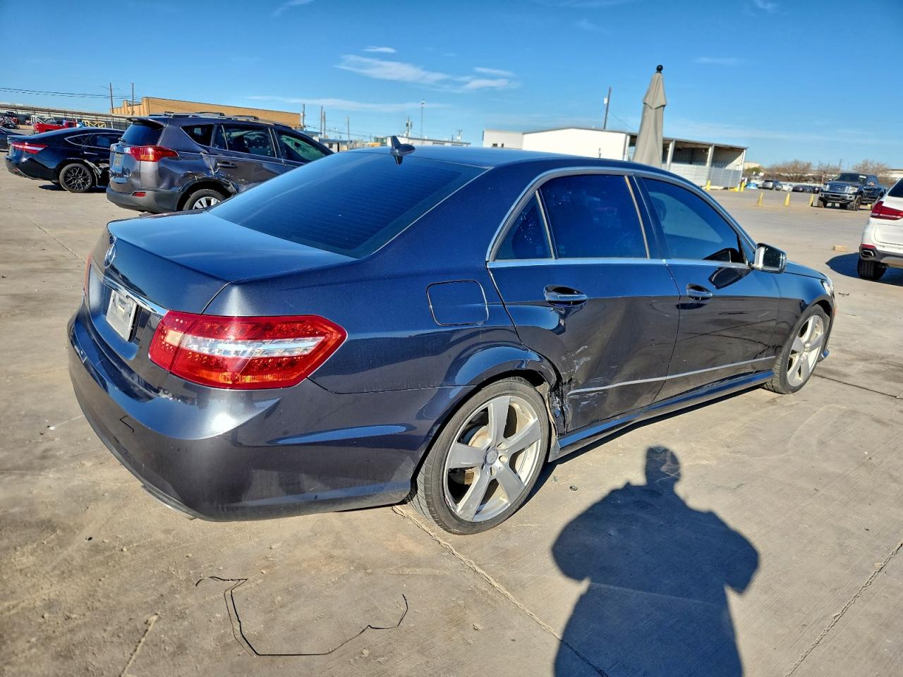 2011 MERCEDES-BENZ E 350 photo 3