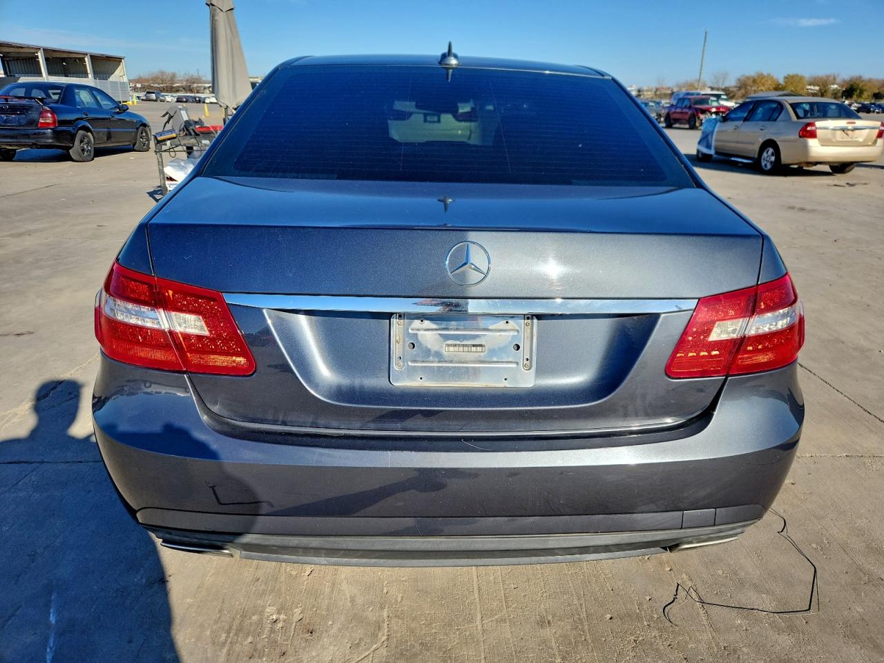 2011 MERCEDES-BENZ E 350 photo 6