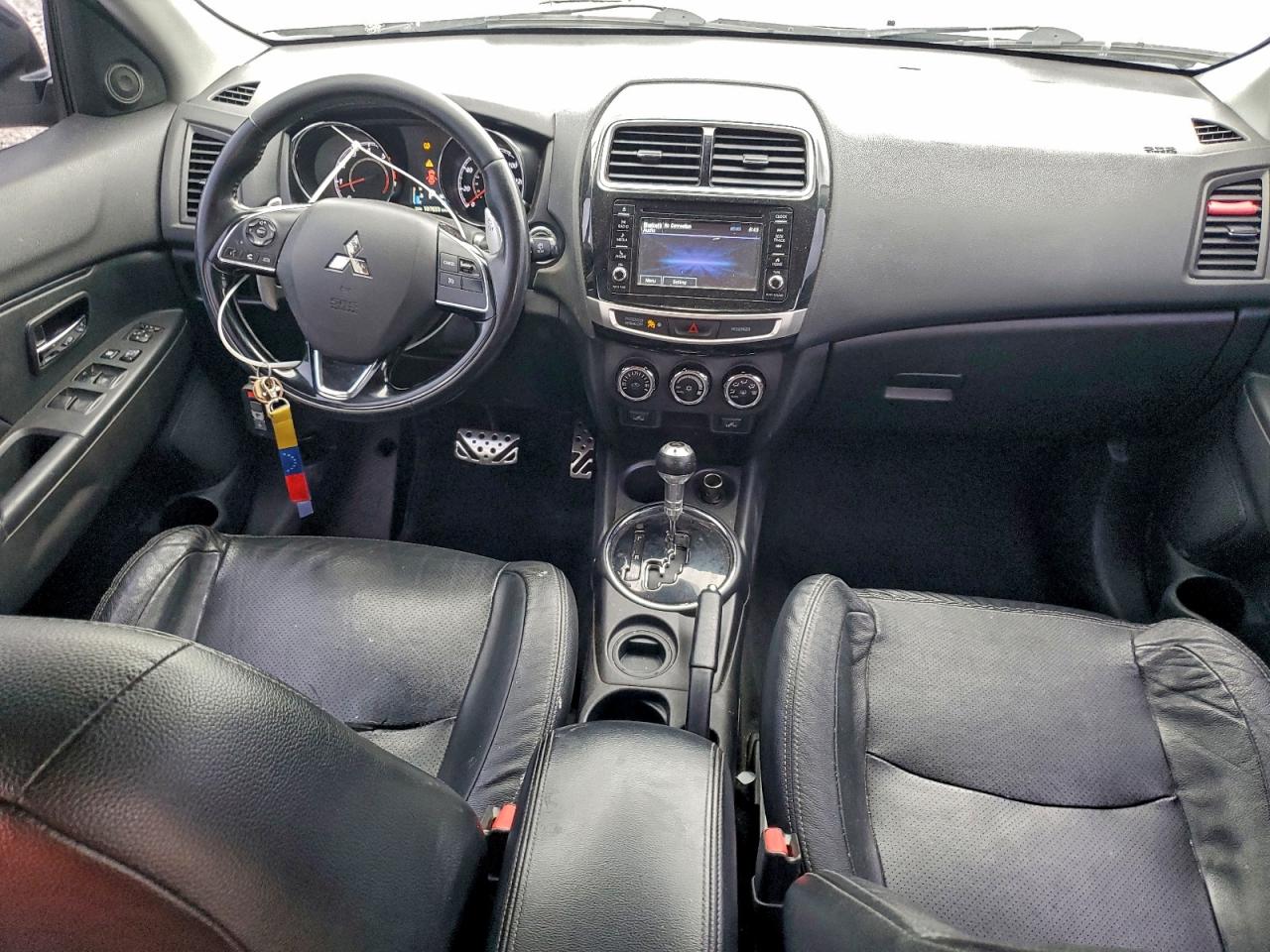 2017 MITSUBISHI OUTLANDER SPORT SEL photo 8