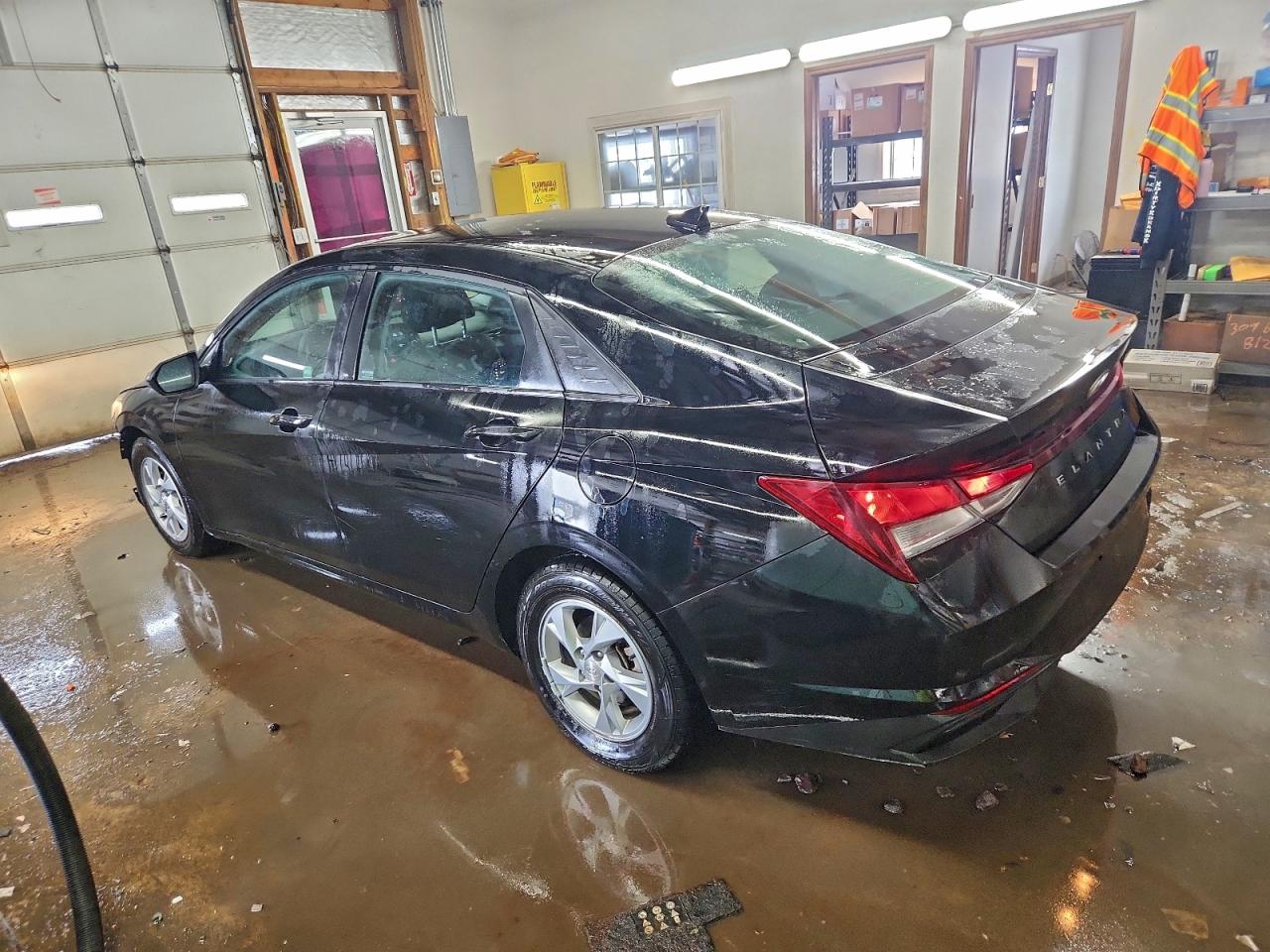 2021 HYUNDAI ELANTRA SE photo 2