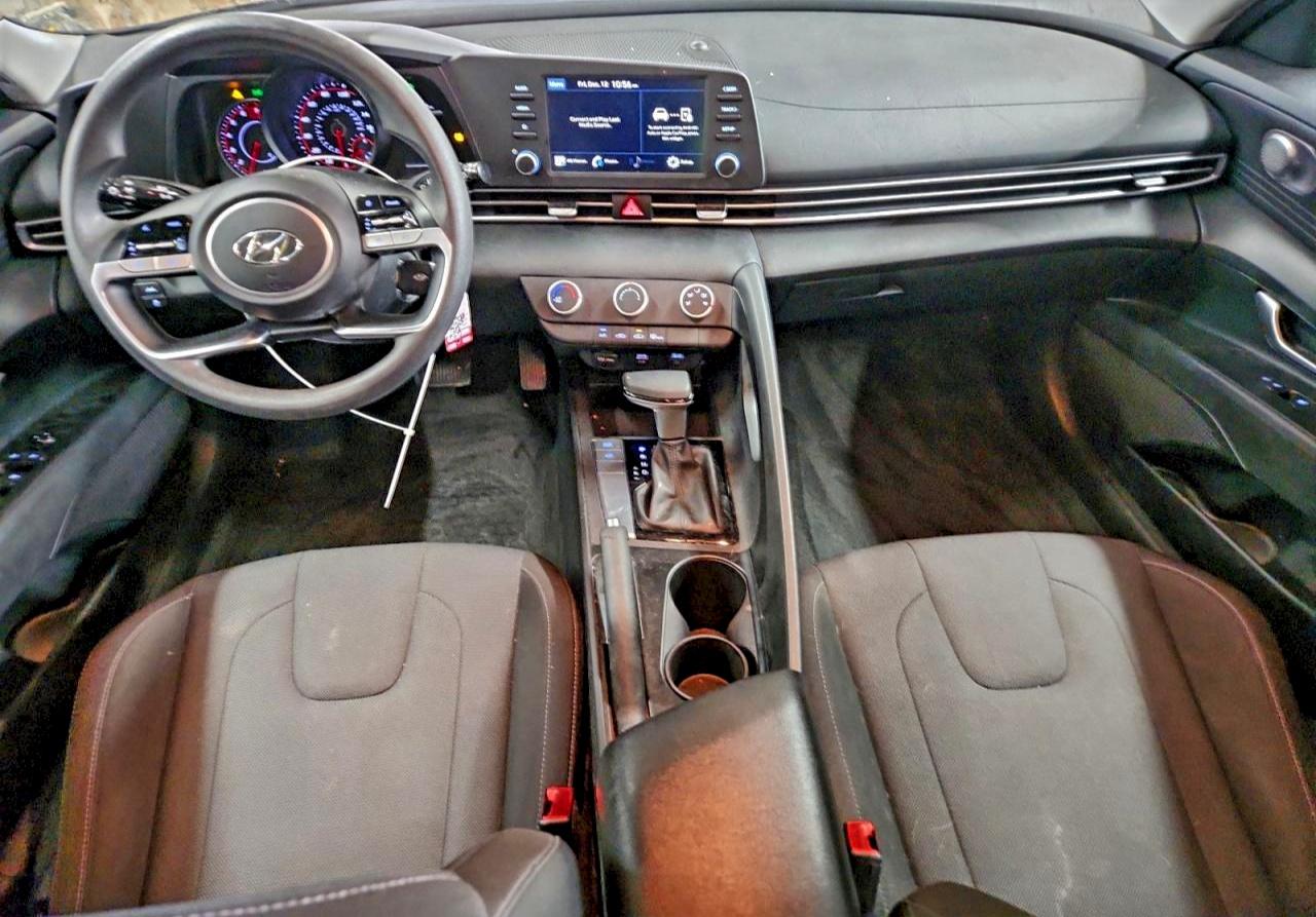 2021 HYUNDAI ELANTRA SE photo 8