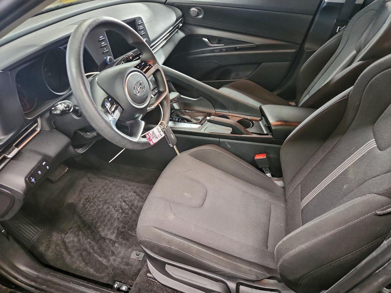 2021 HYUNDAI ELANTRA SE photo 7