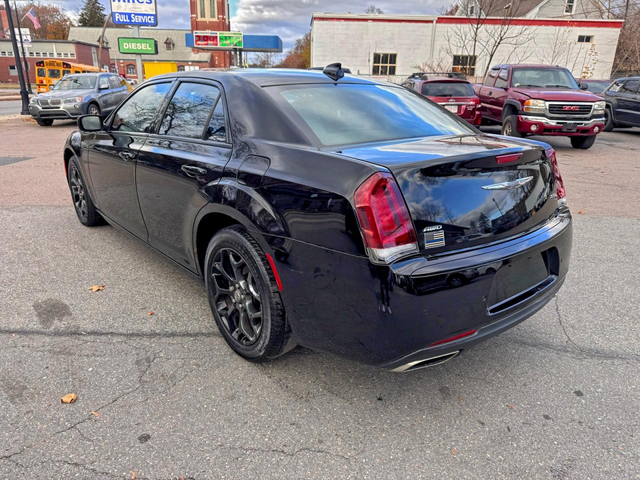 2019 CHRYSLER 300 S photo 3