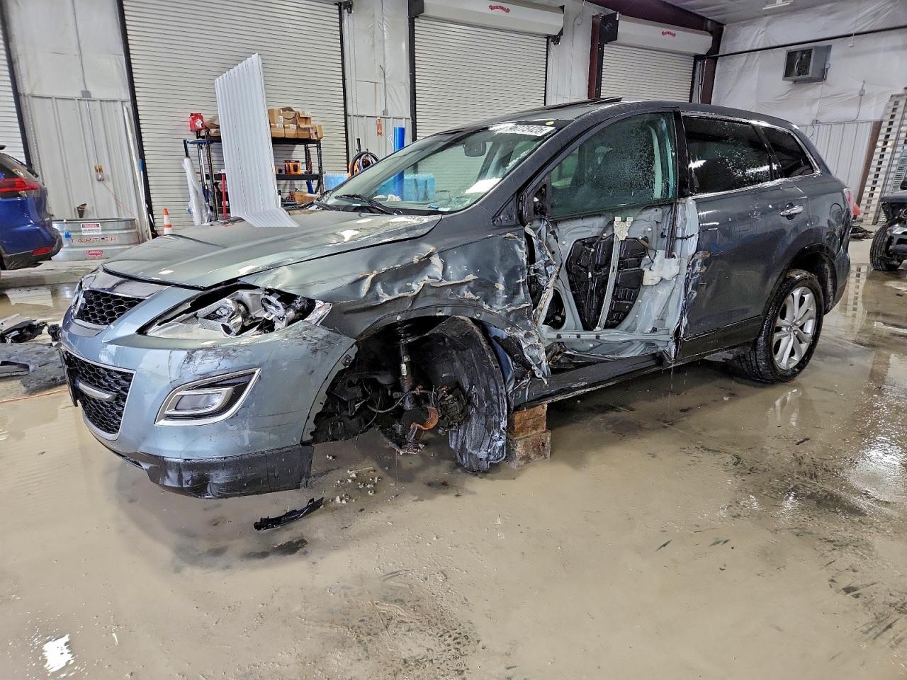 2011 MAZDA CX-9